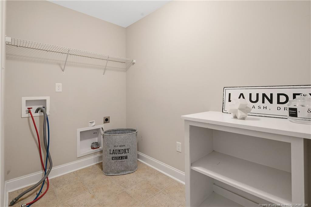 313 Fountain Grove Drive Property Photo 46