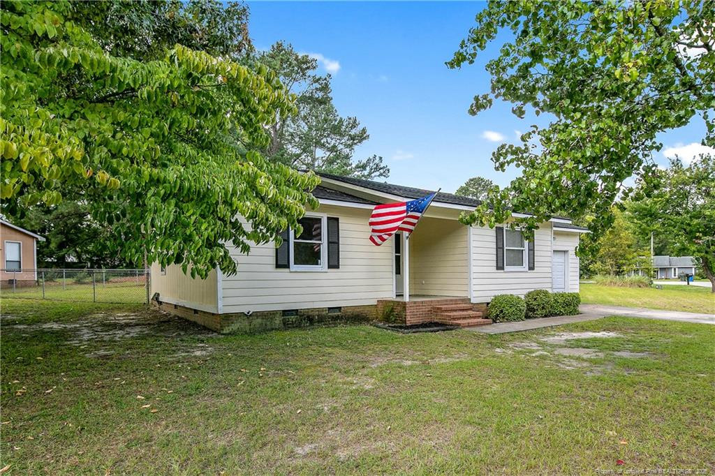 6401 Lorell Court Property Photo 3
