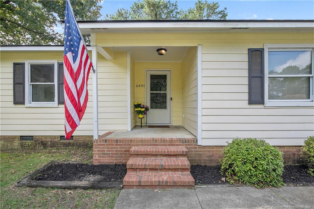 6401 Lorell Court Property Photo 4