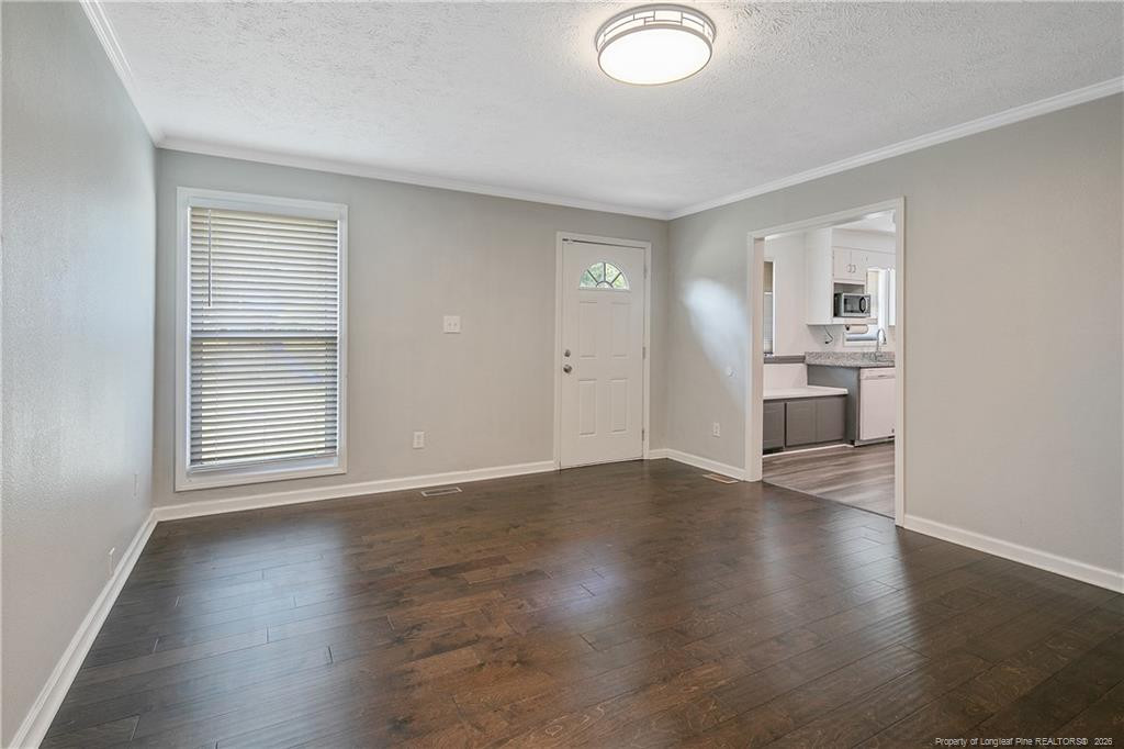 6401 Lorell Court Property Photo 9