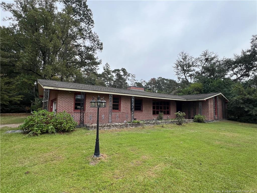1405 Lakeview Road Property Photo 1