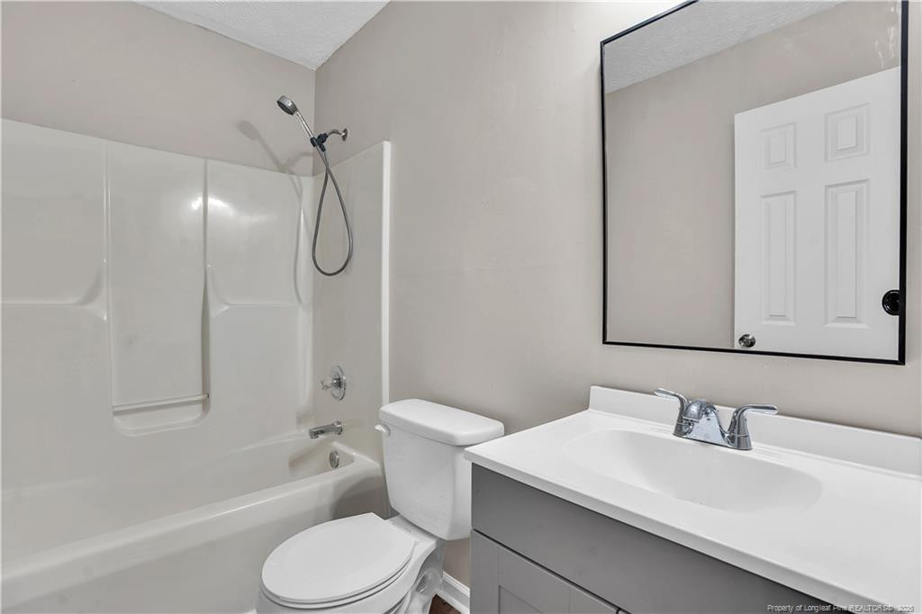 5204 Blanchette Street Property Photo 15