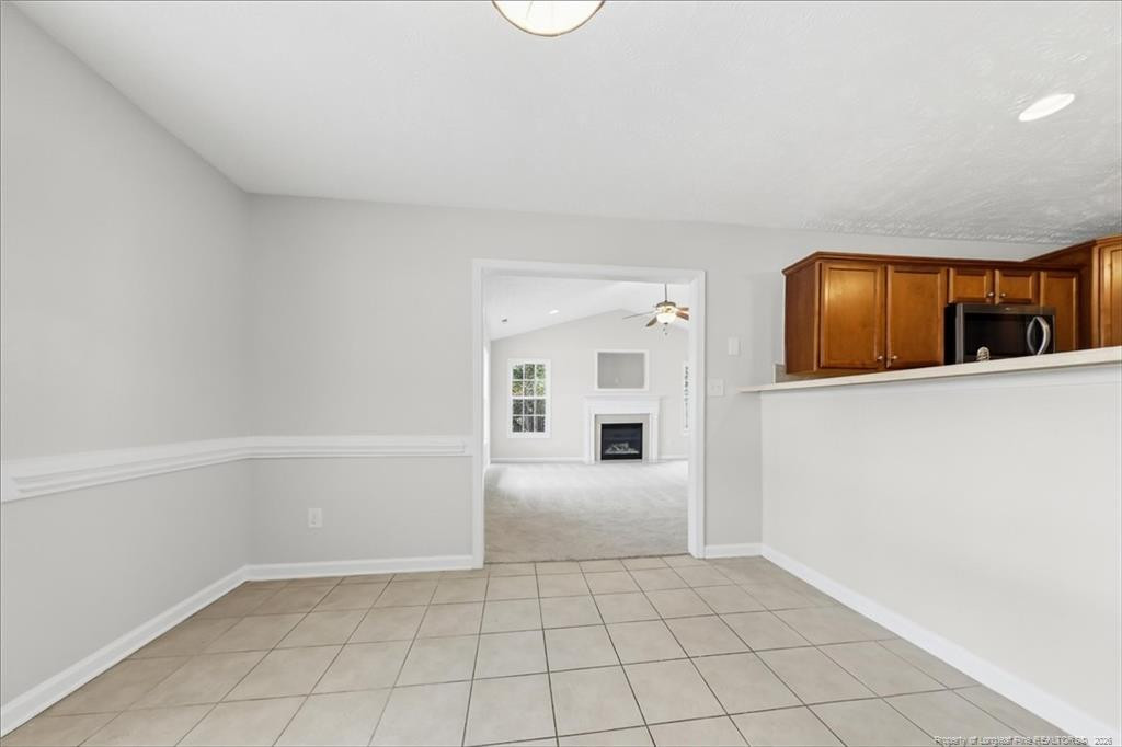 123 Usher Court Property Photo 4