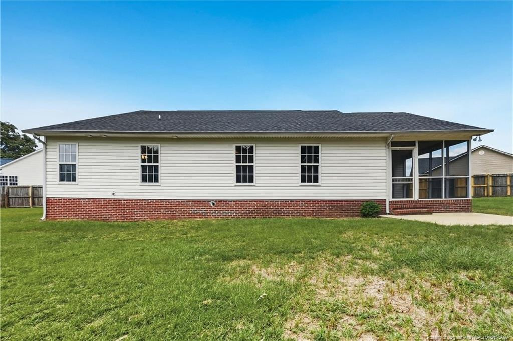 123 Usher Court Property Photo 16