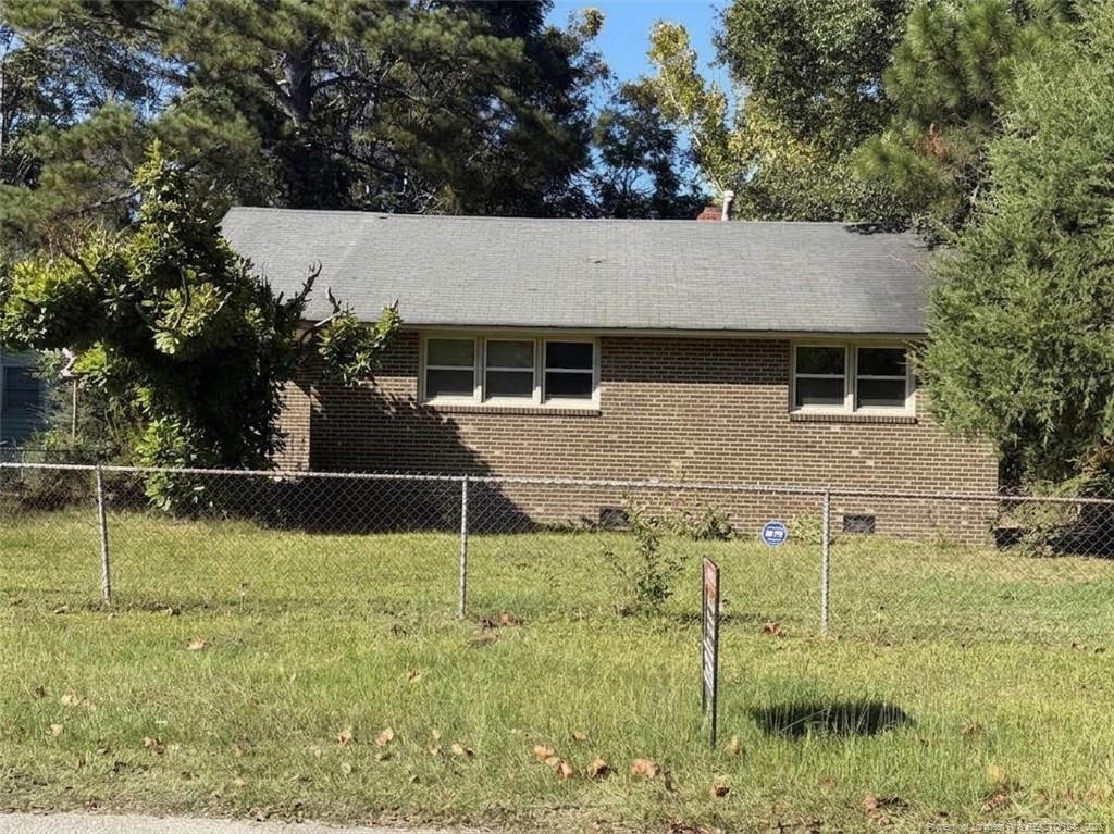 523 E 5th Avenue Property Photo 1