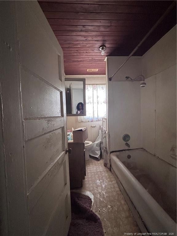 1000 N King Avenue Property Photo 27