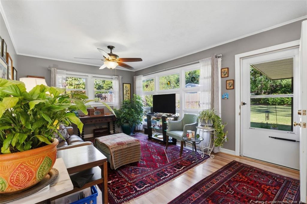 1802 Catawba Street Property Photo 4