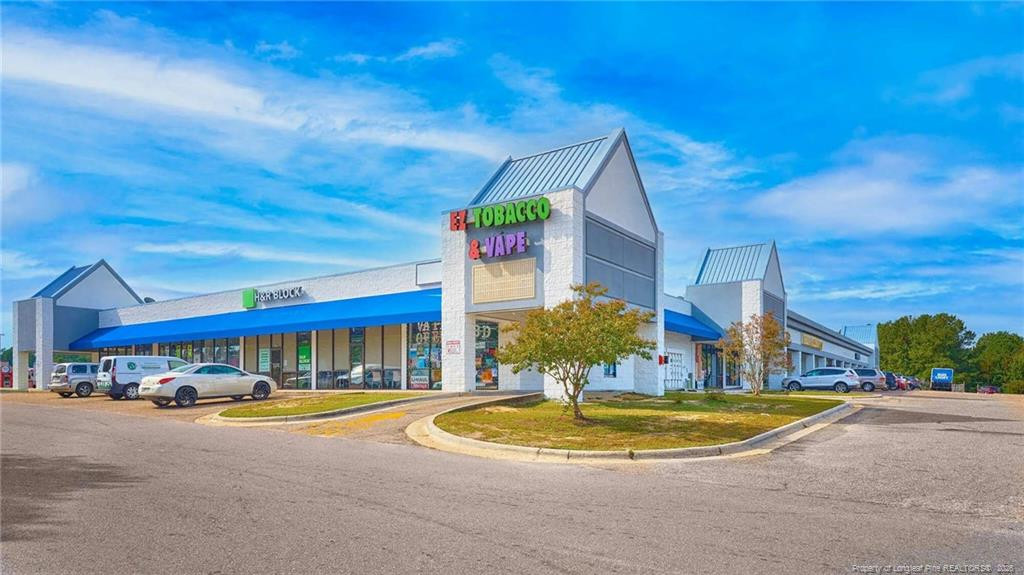 1135-1137 N Bragg Boulevard Property Photo 3