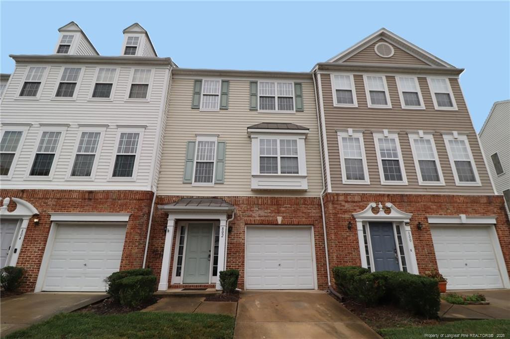 802 Sutter Gate Lane Property Photo 1