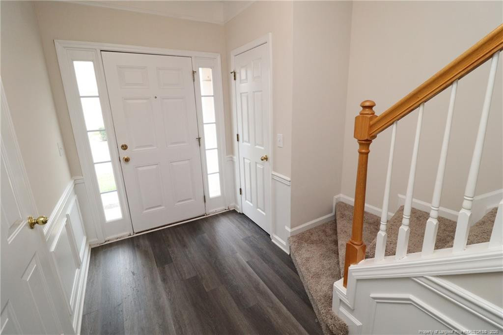 802 Sutter Gate Lane Property Photo 2