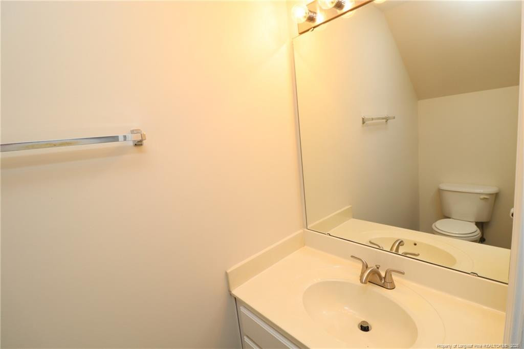 802 Sutter Gate Lane Property Photo 3