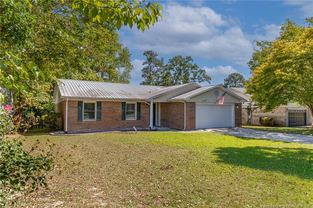 1339 Oak Knolls Drive Property Photo 2