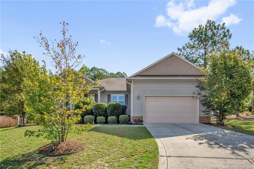 105 SEASON Drive Property Photo 1