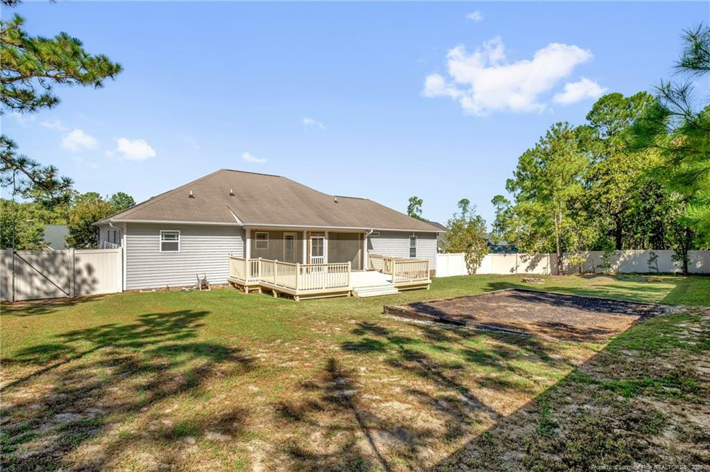 105 Season Drive Property Photo 33