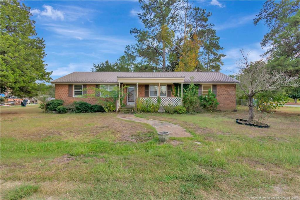 127 Lake Drive Property Photo 1