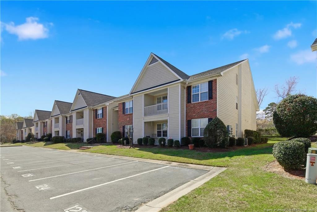 3129 Wisteria Lane 201 Property Photo 2
