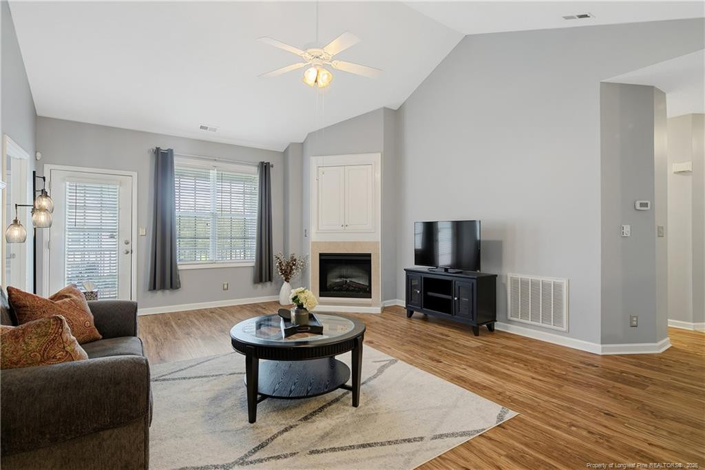 3129 Wisteria Lane 201 Property Photo 9