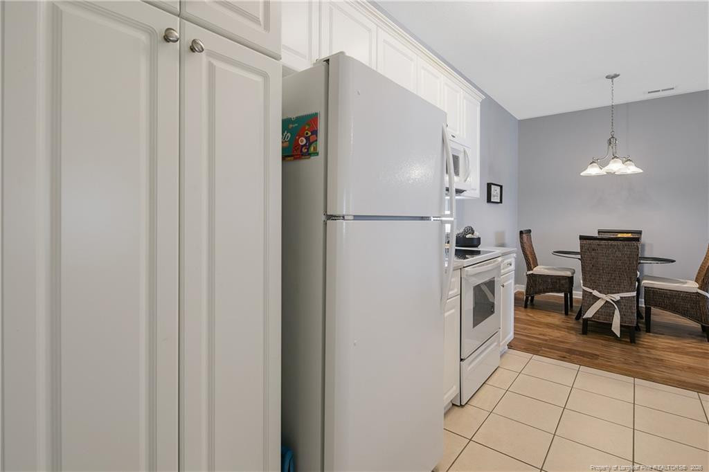 3129 Wisteria Lane 201 Property Photo 20