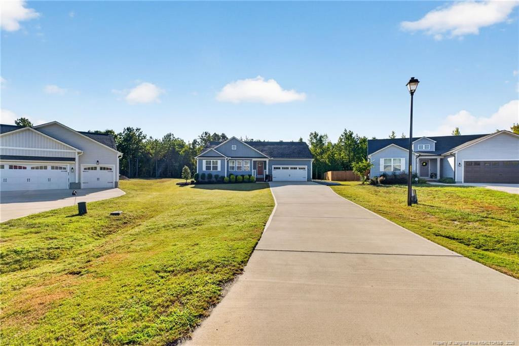 82 Falls River Court Property Photo 2