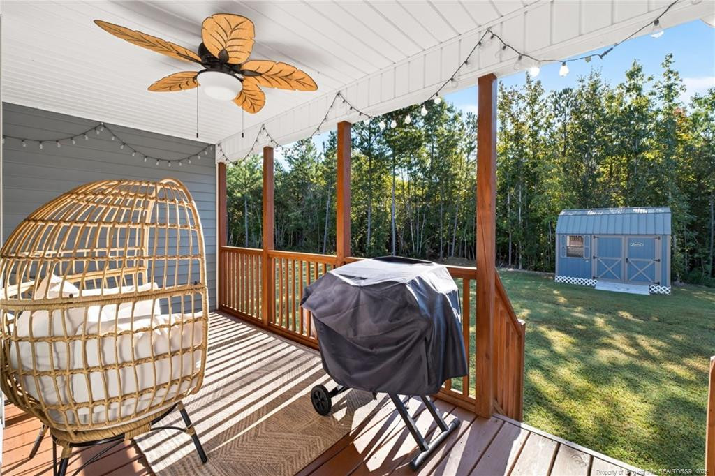82 Falls River Court Property Photo 41