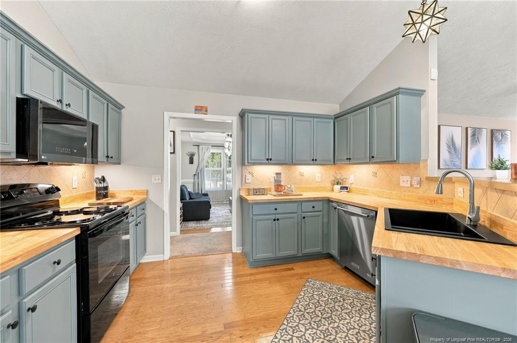 48 Boulder Drive Property Photo 15