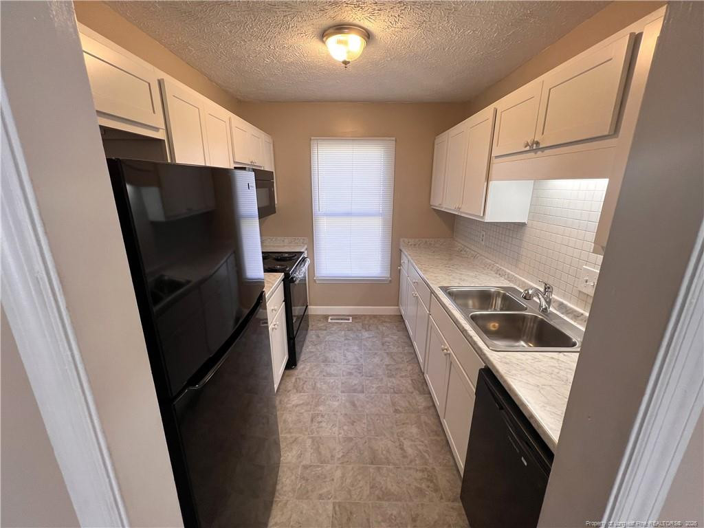 4152 Village Drive Property Photo 7