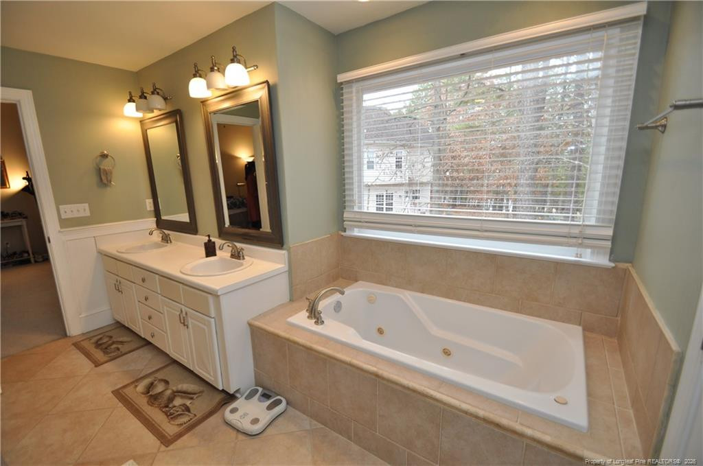 107 Carostone Court Property Photo 22