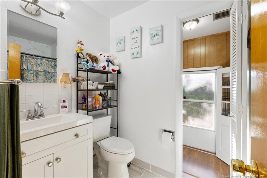 321 Lansdowne Road Property Photo 20