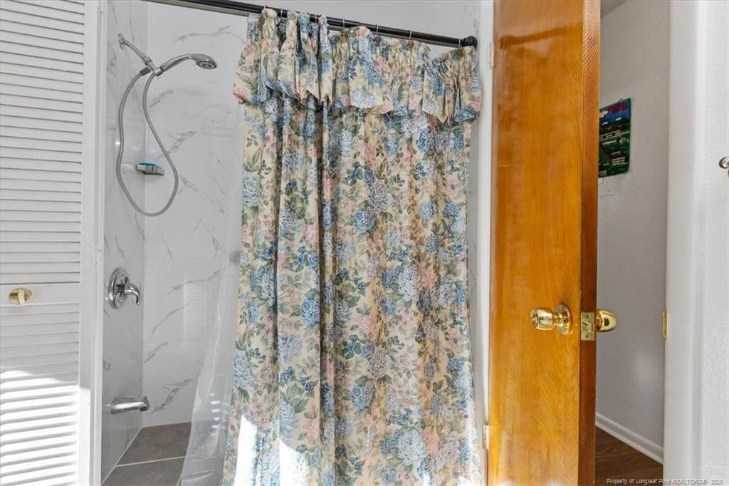 321 Lansdowne Road Property Photo 23