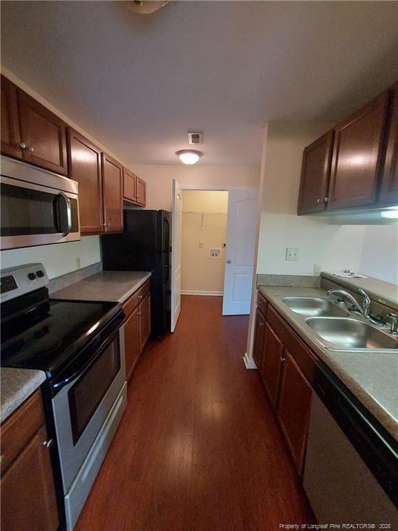 661 Bartons Landing Place 6 Property Photo 12