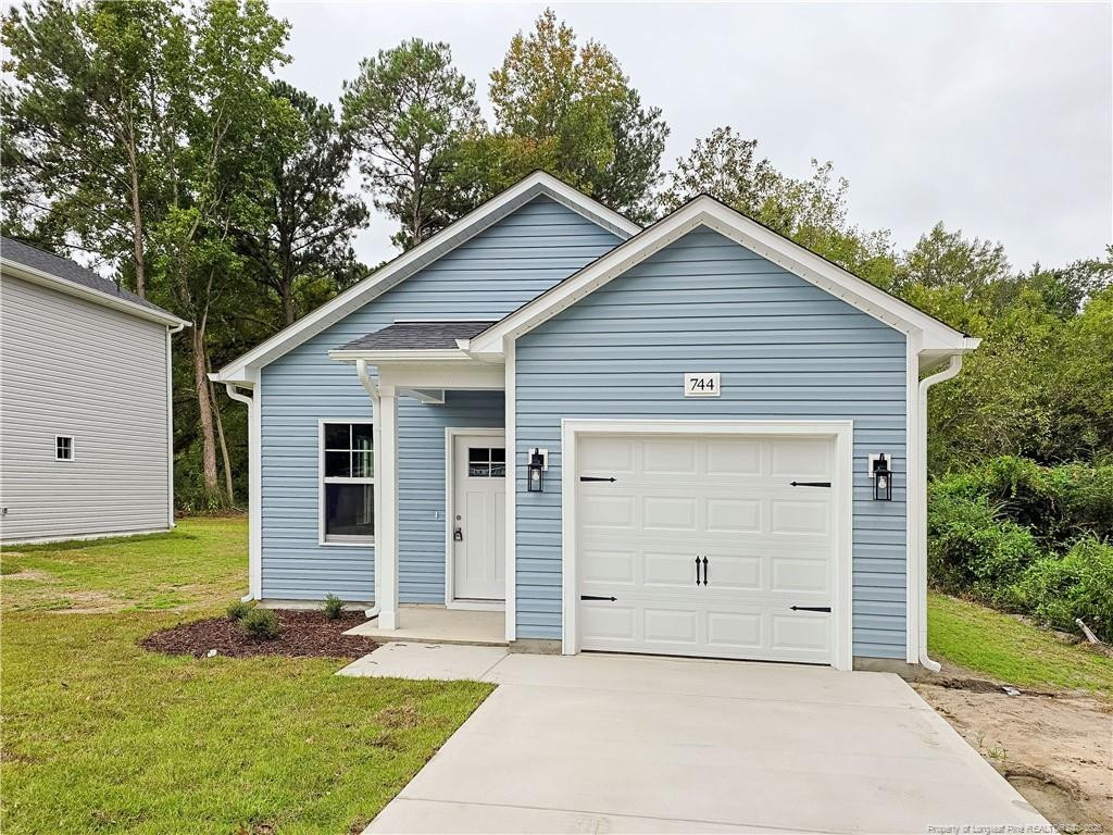 744 Chapel Hill Road Property Photo 1
