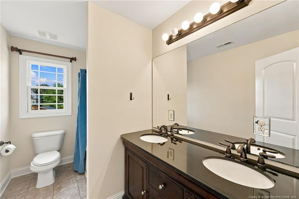 249 Saintsbury Place Property Photo 37