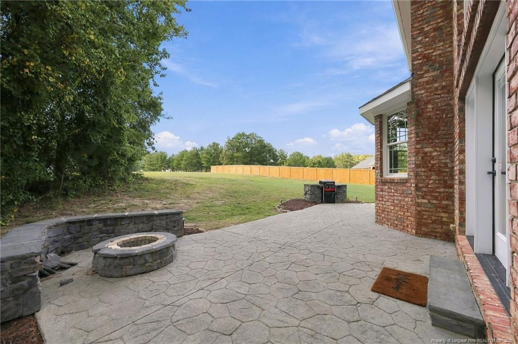 249 Saintsbury Place Property Photo 45