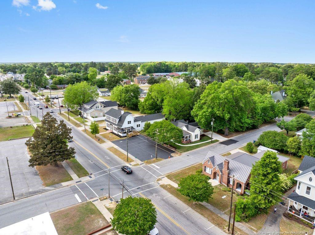 504 W Broad Street Property Photo 4