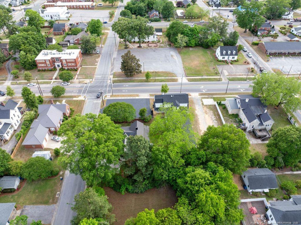 504 W Broad Street Property Photo 8