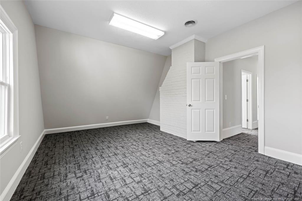 504 W Broad Street Property Photo 47