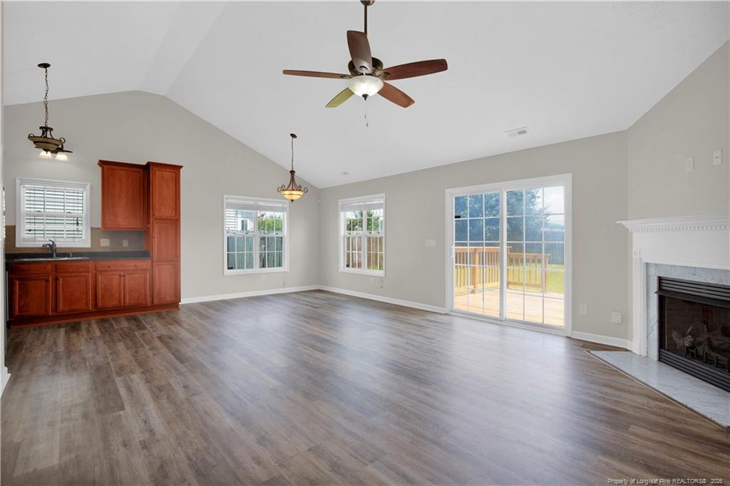 1717 Kershaw Loop Property Photo 7