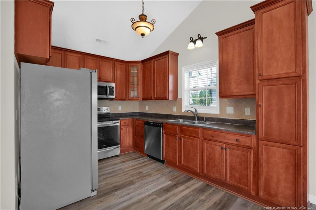 1717 Kershaw Loop Property Photo 9