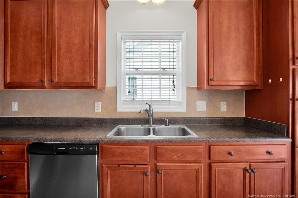 1717 Kershaw Loop Property Photo 12