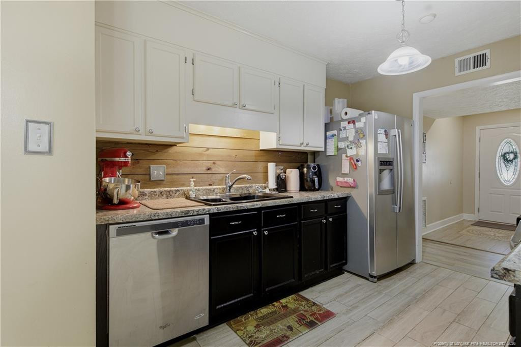 6841 Brasswood Drive Property Photo 23