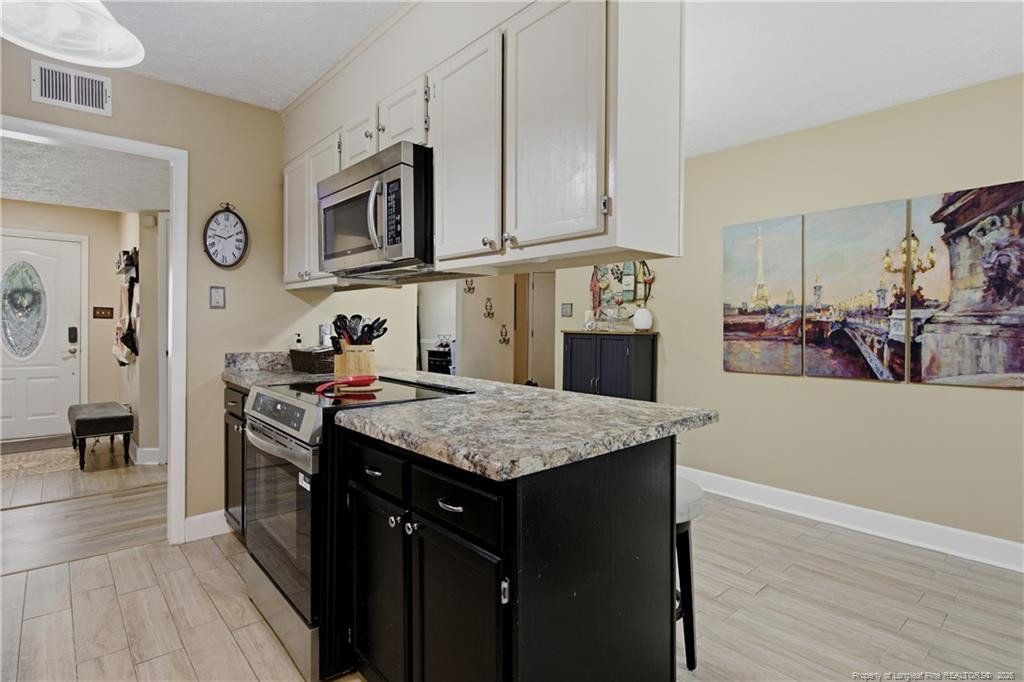 6841 Brasswood Drive Property Photo 25