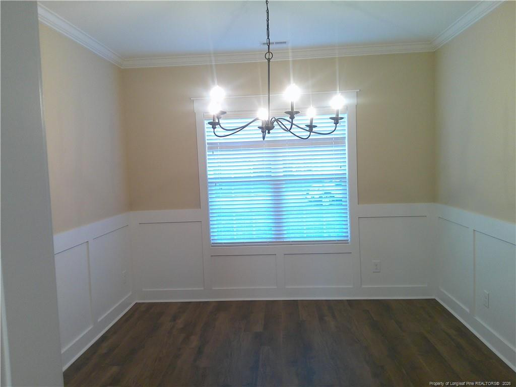 5205 Thruway Road Property Photo 7