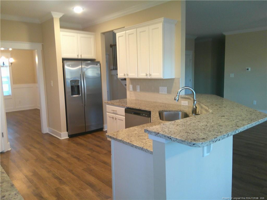 5205 Thruway Road Property Photo 10