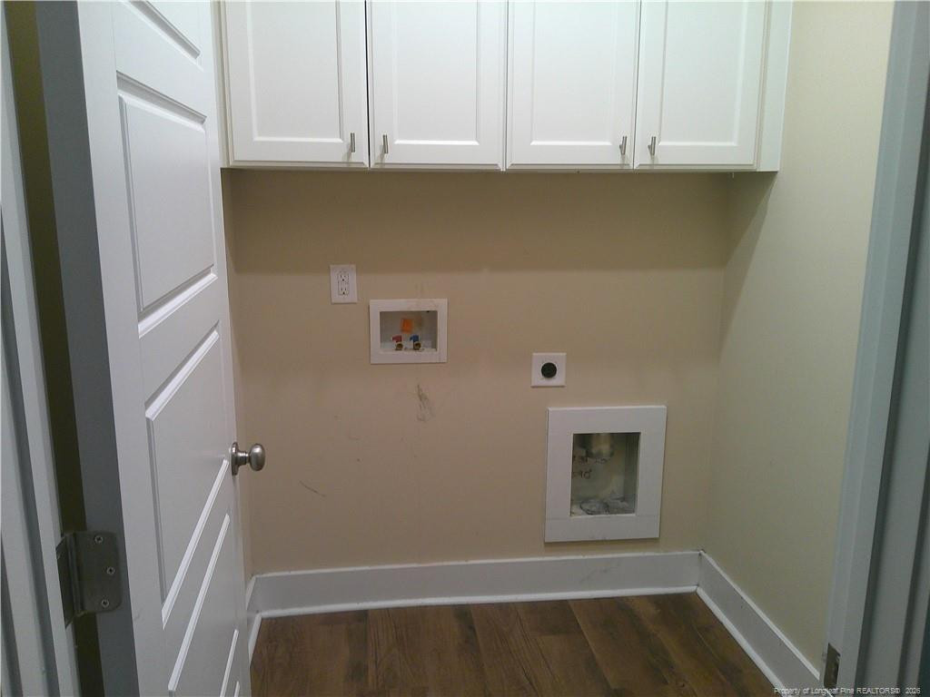 5205 Thruway Road Property Photo 12