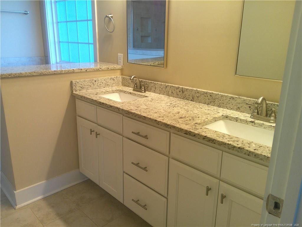 5205 Thruway Road Property Photo 19