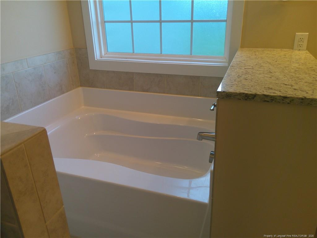 5205 Thruway Road Property Photo 21