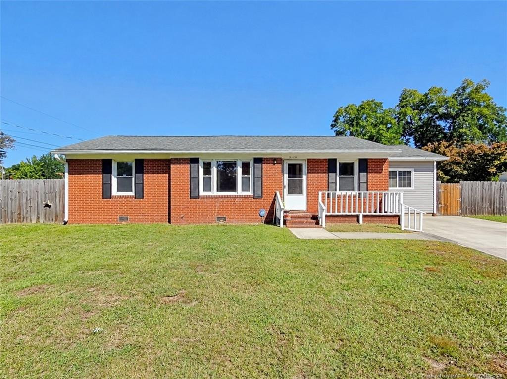 5128 Redwood Drive Property Photo 1