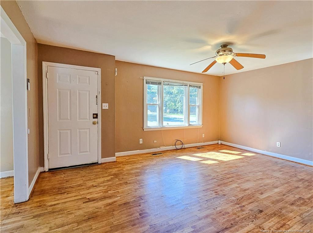 5128 Redwood Drive Property Photo 4