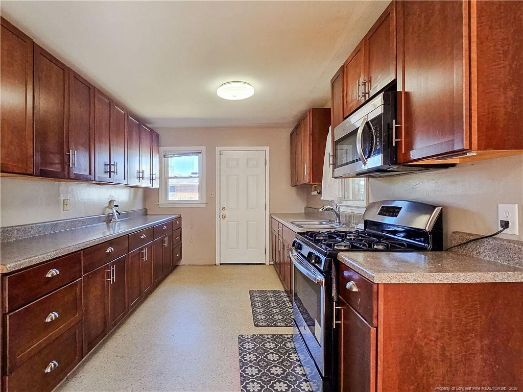 5128 Redwood Drive Property Photo 11