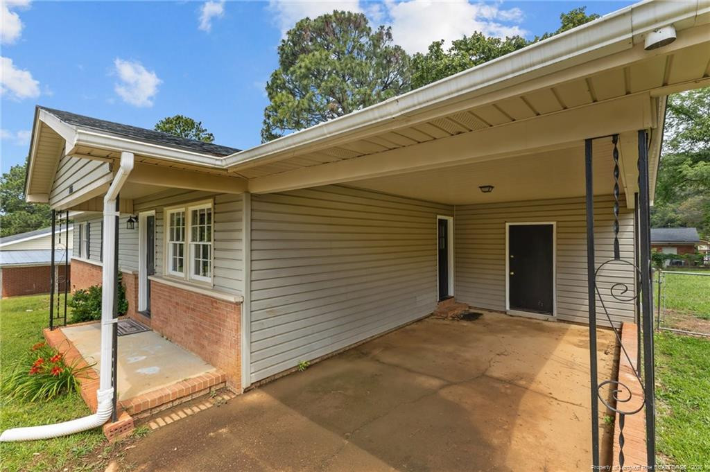 7606 Sable Drive Property Photo 4